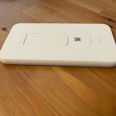 Samsung Galaxy 5G Mobile Wi-Fi au SCR01ルーター ケース付きの画像
