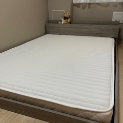 ベッド　フロアベッド　マットレス付きの画像