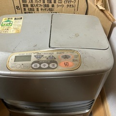 石油ファンヒーター、ポリタンク譲りますの画像