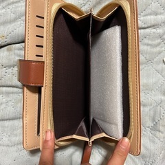 ファスナー財布
の画像