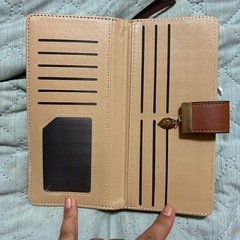 ファスナー財布
の画像