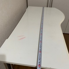 シンプルデスクの画像