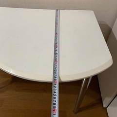 シンプルデスクの画像