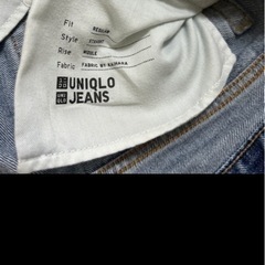 UNIQLO jeans2枚の画像