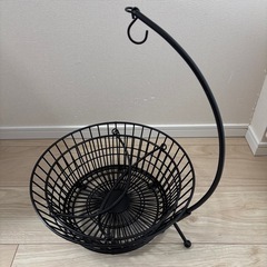 キッチンカウンター　2段フルーツバスケット　ブラック　小物入れ　フルーツ入れの画像