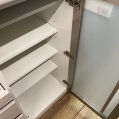 リユースマン倉敷、キッチンカウンター、ホワイト、収納棚、の画像