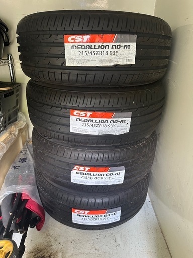 18インチ　新品タイヤ4本セット‼️