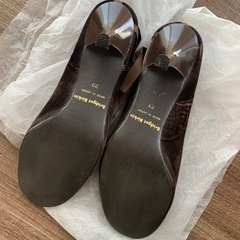 【Bridget Birkin】🎀パンプスの画像