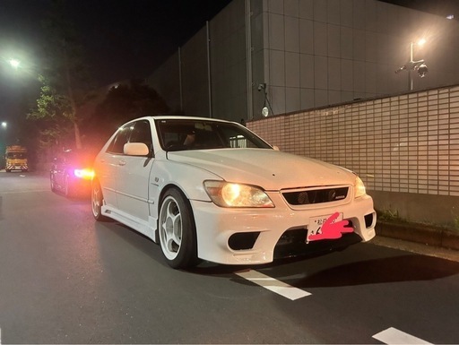 トヨタ　アルテッツァ　RS200 6mt