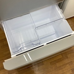 90分の無料軽トラック貸出サービス！【SHARP】3ドア冷蔵庫（SJ-W352F-S）のご紹介です!の画像