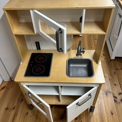 「決定済」IKEA おままごとキッチンの画像
