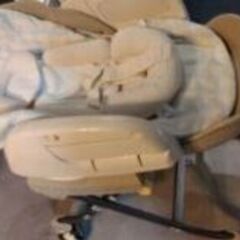 赤ちゃん用　電動ハイローチェアの画像