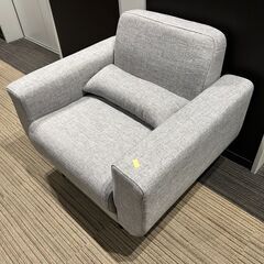 【展示品・未使用品】1人掛けソファ ワイドソファ 天然木脚 ファブリック💳自社配送時🌟代引き可💳※現金、クレジット、スマホ決済対応※【送料に設置込】の画像