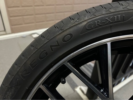プリウス用TRD TF9ホイール18インチ　7.5J  4本　TRDロックナット付