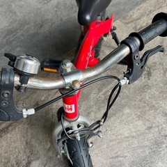 へんしんバイク　レッド　スタンド付きの画像