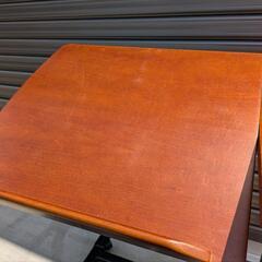 サイドテーブルタブレット の画像