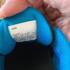 asics サイズ23.0cm スニーカーの画像
