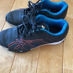 asics サイズ23.0cm スニーカーの画像