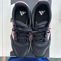 リユースのサカイ東金店　adidasスニーカー　24cm TJ13558の画像