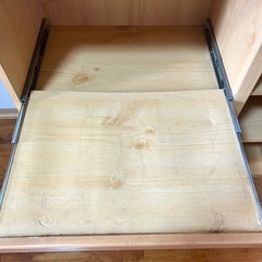 カウンターレンジ食器棚（キャスター付）の画像