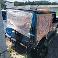 至急引き取りお願いします。スズキ・ジムニー・30年式  炎上車 部品取りの画像