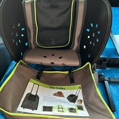 ペットトロリー 折りたたみ可能。ペットキャリーバッグコマ付き。の画像