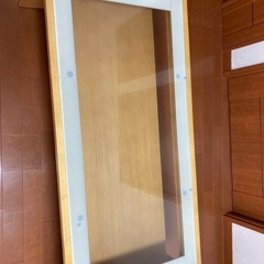 テーブル木製　ガラス　収納の画像