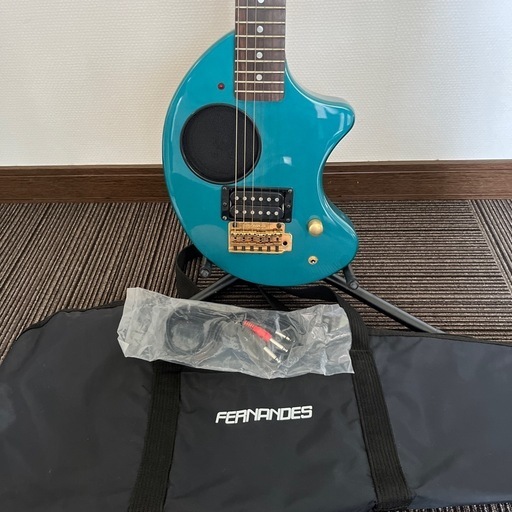 美品　FERNANDES Z0〜3T芸達者エレキギター 青　無傷 FERNANDES Z0〜3T芸達者エレキギター 青 (トシくん) 七飯の