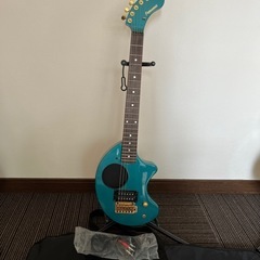 FERNANDES Z0〜3T芸達者エレキギター 青　無傷 FERNANDES Z0〜3T芸達者エレキギター 青 (トシくん) 七飯の