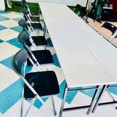 会議室セット（ホワイトボード、折り畳みテーブル、折り畳み椅子）の画像