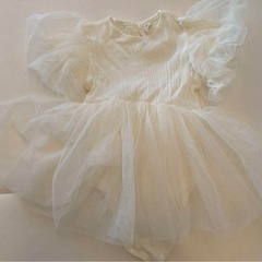 ベビードレス　女の子の画像
