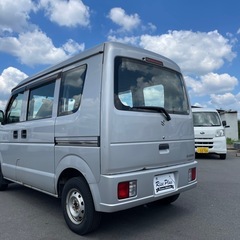 総額29.8万円 スズキ エブリィバン PA 車検8年11月 5万キロ台 5MT 切り替え式4WD ハイルーフ カーラジオの画像