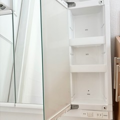 洗面台　三面鏡　DIY リフォームの画像