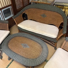 ラタン家具　テーブル　椅子セット
の画像