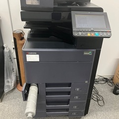 カラーコピー機(各サイズ印刷可能)の画像