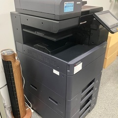 カラーコピー機(各サイズ印刷可能)の画像