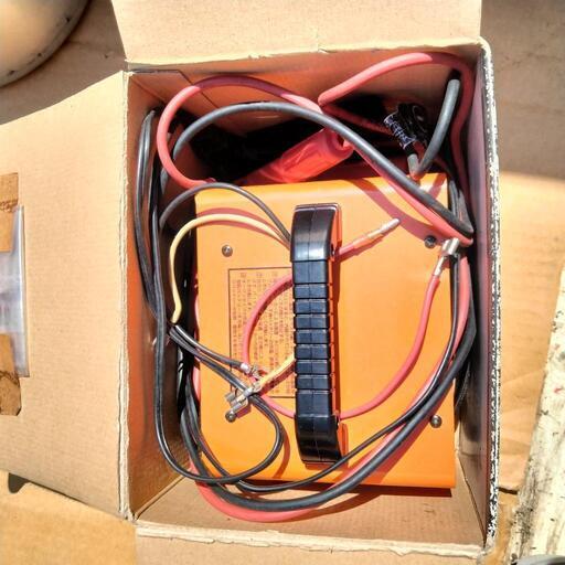 自動 バッテリー 充電器 CELLSTAR CC-30AT 自動車 バイク ☆自動バッテリー充電器☆CC-30AT☆Cellstar