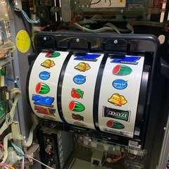 パチスロ実機　初代鉄拳R メダル不要機付きの画像