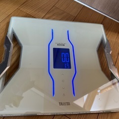 タニタの体重計　　RD-906
の画像