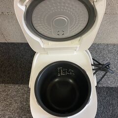 TOSHIBA RC-5XL IH炊飯器 予約機能付きの画像