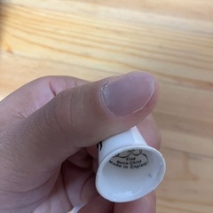 イギリス製の陶器の指ぬきの画像