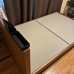 ベットフレームの画像