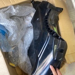 車の部品かバイクの物品？スピーカー？の画像