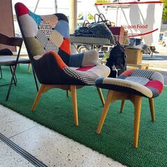 パッチワークチェア スツール付きの画像