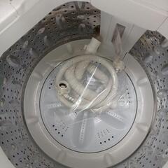 【ドリーム尾浜店】4.5kg洗濯機　ヤマダ　YWM-T45A1　WH　※横ハガレ　キズあり　高さ(H)89×幅 (W)56.5×奥行(D)53.4(cm)の画像