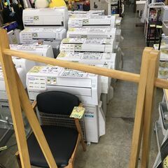 木製A型ハンガーラックの画像