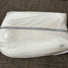 【美品】ベビーネスト クッションベッド 収納袋付き ホワイト 西松屋の画像