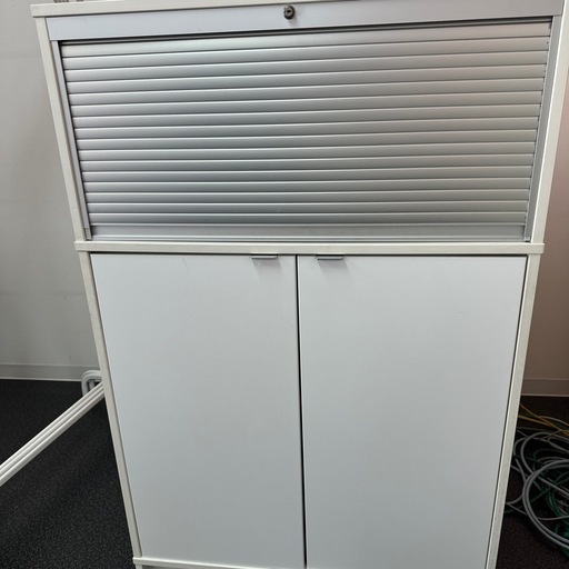 IKEA シャッター付きキャビネット 引き取り可
