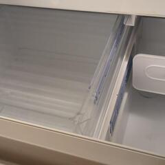 冷蔵庫4ドアの画像