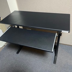 【手動昇降可】ゲーミング・ワークデスクの画像